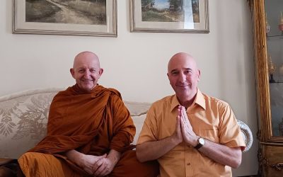 Amicizia e Crescita Spirituale: La Testimonianza di Ajahn Amaro su Mario Thanavaro